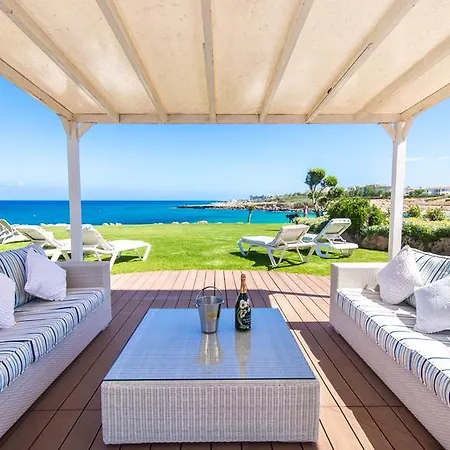 Oceanview 203 Villa