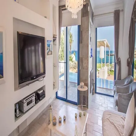 Villa Oceanview 203 *