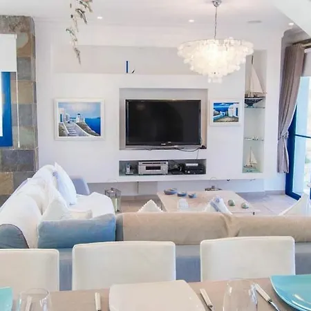 Oceanview 203 * Pernera